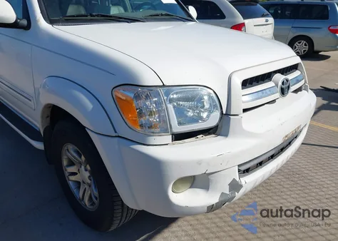 2005 Toyota Sequoia Sr5 V8 from USA, damaged, VIN 5TDZT34A45S246654